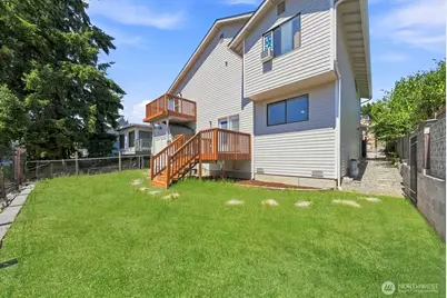 1011 N 28th Place, Renton, WA 98056 - Photo 31