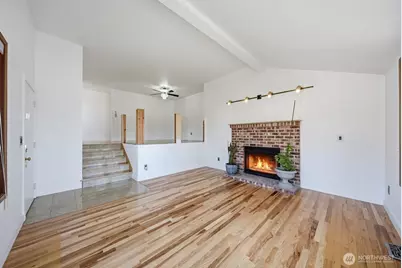 1011 N 28th Place, Renton, WA 98056 - Photo 5