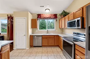 8922 178 St Ct E, Puyallup, WA 98375 - Photo 21
