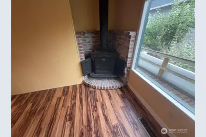 1611 Oakes Avenue, Everett, WA 98201 - Photo 3