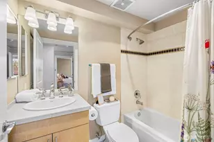 626 4th Ave W, Seattle, WA 98119 - Photo 23