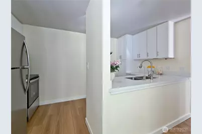 1300 University Street #2A, Seattle, WA 98101 - Photo 9
