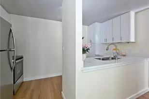 1300 University St, Seattle, WA 98101 - Photo 9