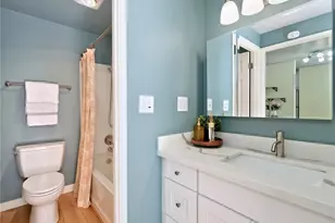 1300 University St, Seattle, WA 98101 - Photo 19