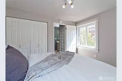 1300 University Street #2A, Seattle, WA 98101 - Photo 17