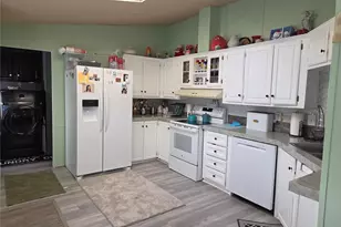 1019 Stanford Dr, Cosmopolis, WA 98537 - Photo 17