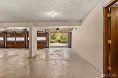 2418 Euclid Avenue #6, Everett, WA 98203 - Photo 33