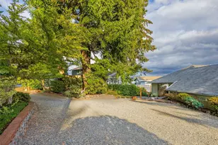 451 NE Landon Rd, Belfair, WA 98528 - Photo 13