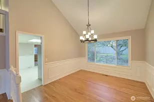 16611 NE 48th Ct, Redmond, WA 98052 - Photo 7