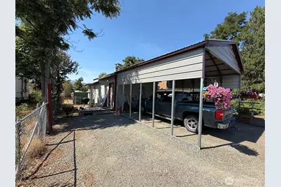 426 Hanford Street, Omak, WA 98841 - Photo 1