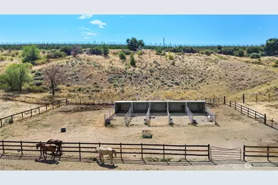 14434 Cottonwood Canyon Road, Yakima, WA 98908 - Photo 33