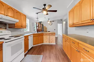 28205 73rd Ave E, Graham, WA 98338 - Photo 9
