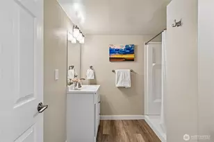 1853 N 200th St, Shoreline, WA 98133 - Photo 27