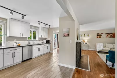 1853 N 200th Street, Shoreline, WA 98133 - Photo 13