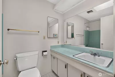 609 168th Avenue NE, Bellevue, WA 98008 - Photo 17