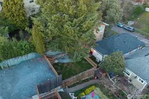 1927 42nd Ave SW, Seattle, WA 98116 - Photo 5