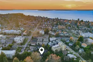 1927 42nd Ave SW, Seattle, WA 98116 - Photo 3