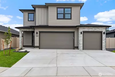 545 S Perry Avenue, East Wenatchee, WA 98802 - Photo 3