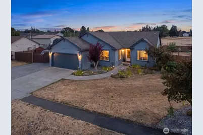 2708 180th Street E, Tacoma, WA 98445 - Photo 1
