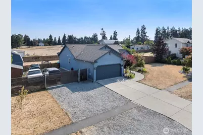 2708 180th Street E, Tacoma, WA 98445 - Photo 31