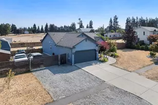 2708 180th St E, Tacoma, WA 98445 - Photo 31