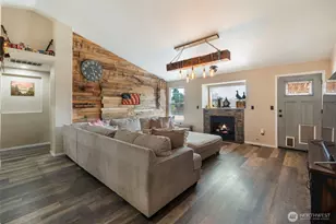 2708 180th St E, Tacoma, WA 98445 - Photo 3