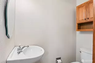 12404 SE 272nd Pl, Kent, WA 98030 - Photo 17