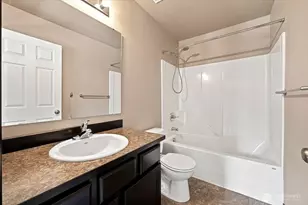 462 E 15th Pl, Kennewick, WA 99337 - Photo 13
