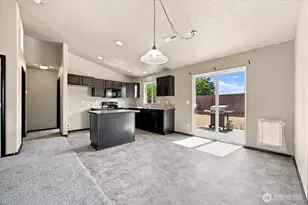 462 E 15th Pl, Kennewick, WA 99337 - Photo 5