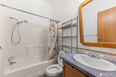 208 W Orchard Street, Oakville, WA 98568 - Photo 29