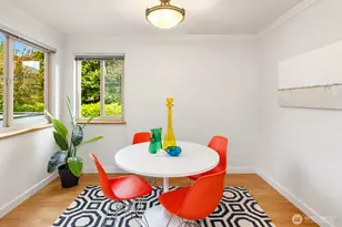 732 11th Ave E, Seattle, WA 98102 - Photo 11