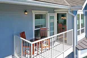 300 High School Rd NE, Bainbridge Island, WA 98110 - Photo 13