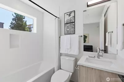 2011 Dexter Avenue N #A, Seattle, WA 98109 - Photo 17