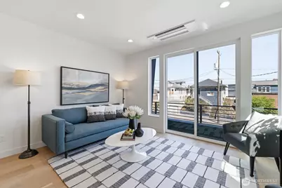 2011 Dexter Avenue N #A, Seattle, WA 98109 - Photo 5