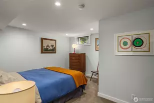 7965 Seward Park Ave S, Seattle, WA 98118 - Photo 33