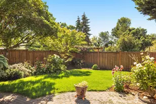7965 Seward Park Ave S, Seattle, WA 98118 - Photo 11