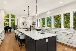 7080 Ridge Ln NE, Bainbridge Island, WA 98110 - Photo 9