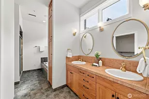 1010 Mill Ave, Bellingham, WA 98225 - Photo 13