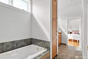 1010 Mill Ave, Bellingham, WA 98225 - Photo 15