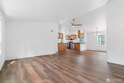 700 N Reed Street #30, Sedro Woolley, WA 98284 - Photo 9