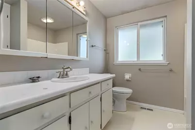 18922 9th Avenue Ct E, Spanaway, WA 98387 - Photo 17