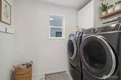 12332 38th Avenue NE #B, Seattle, WA 98125 - Photo 23