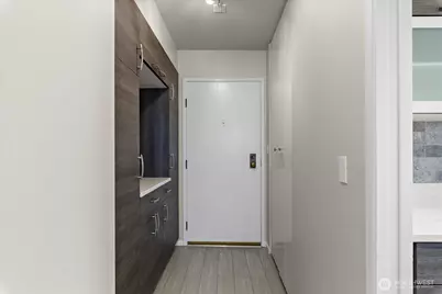 2100 3rd Avenue #1703, Seattle, WA 98121 - Photo 5