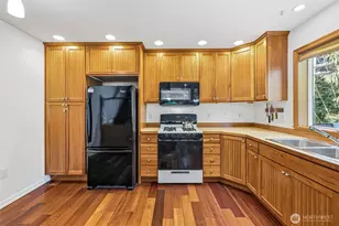 11062 Whistler Ln, Deming, WA 98244 - Photo 7