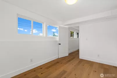 4019 Robin Road W, University Place, WA 98466 - Photo 27