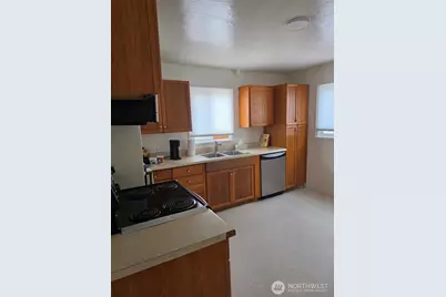 1720 Snyder Avenue, Bremerton, WA 98312 - Photo 13