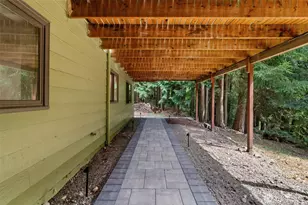 25235 SE Mirrormont Dr, Issaquah, WA 98027 - Photo 29