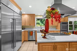 25235 SE Mirrormont Dr, Issaquah, WA 98027 - Photo 13