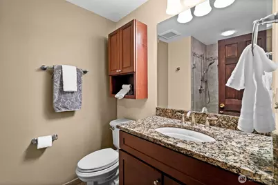 25235 SE Mirrormont Drive, Issaquah, WA 98027 - Photo 17