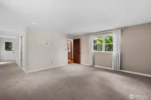 25235 SE Mirrormont Dr, Issaquah, WA 98027 - Photo 19
